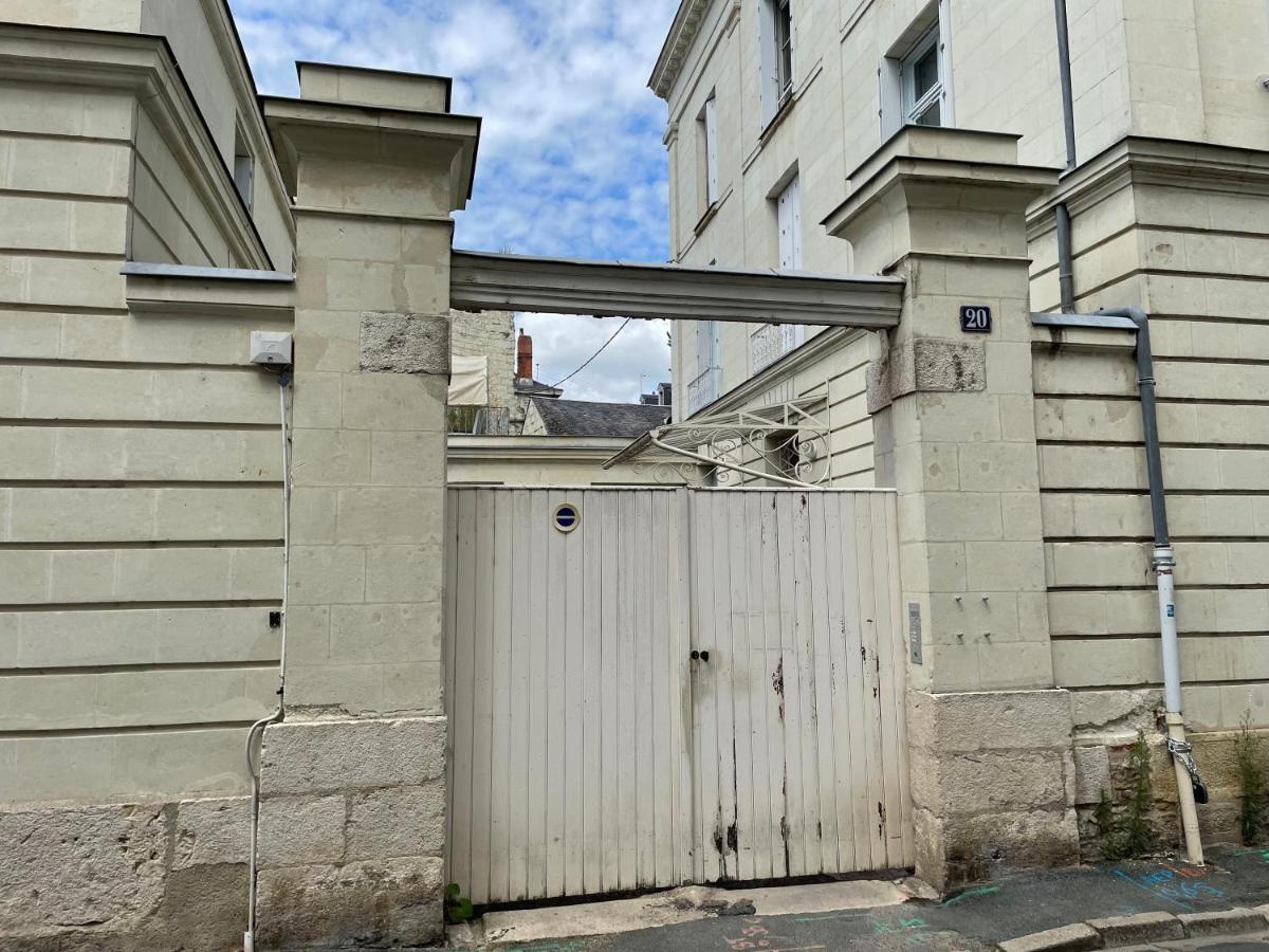 Apartamento Le Petit Cendriere Saumur Exterior foto